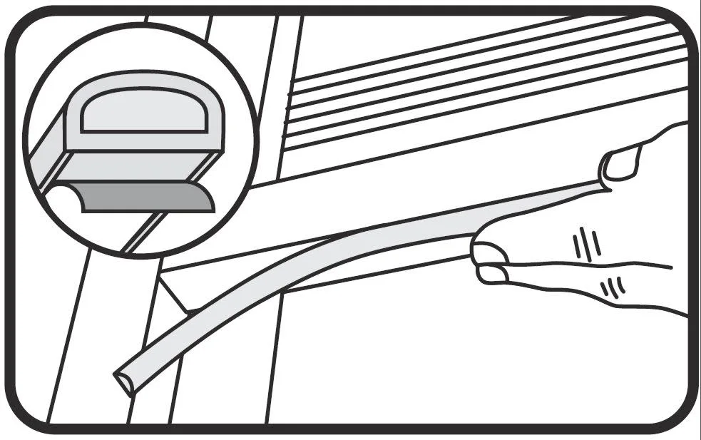 Nhà máy bán buôn màu đen chống thời tiết Extrusion Chiếc xe có thùng nắp 1
